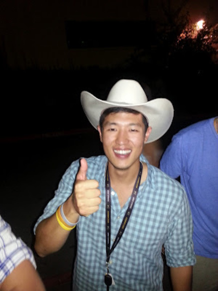 Meet your Posher, Young - Picture 1 of 1